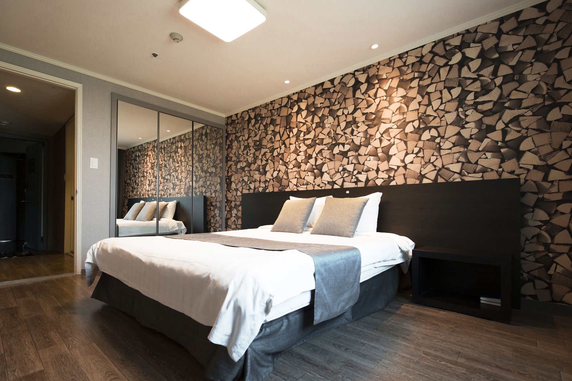Bears Town Hotel Pocheon Exterior photo