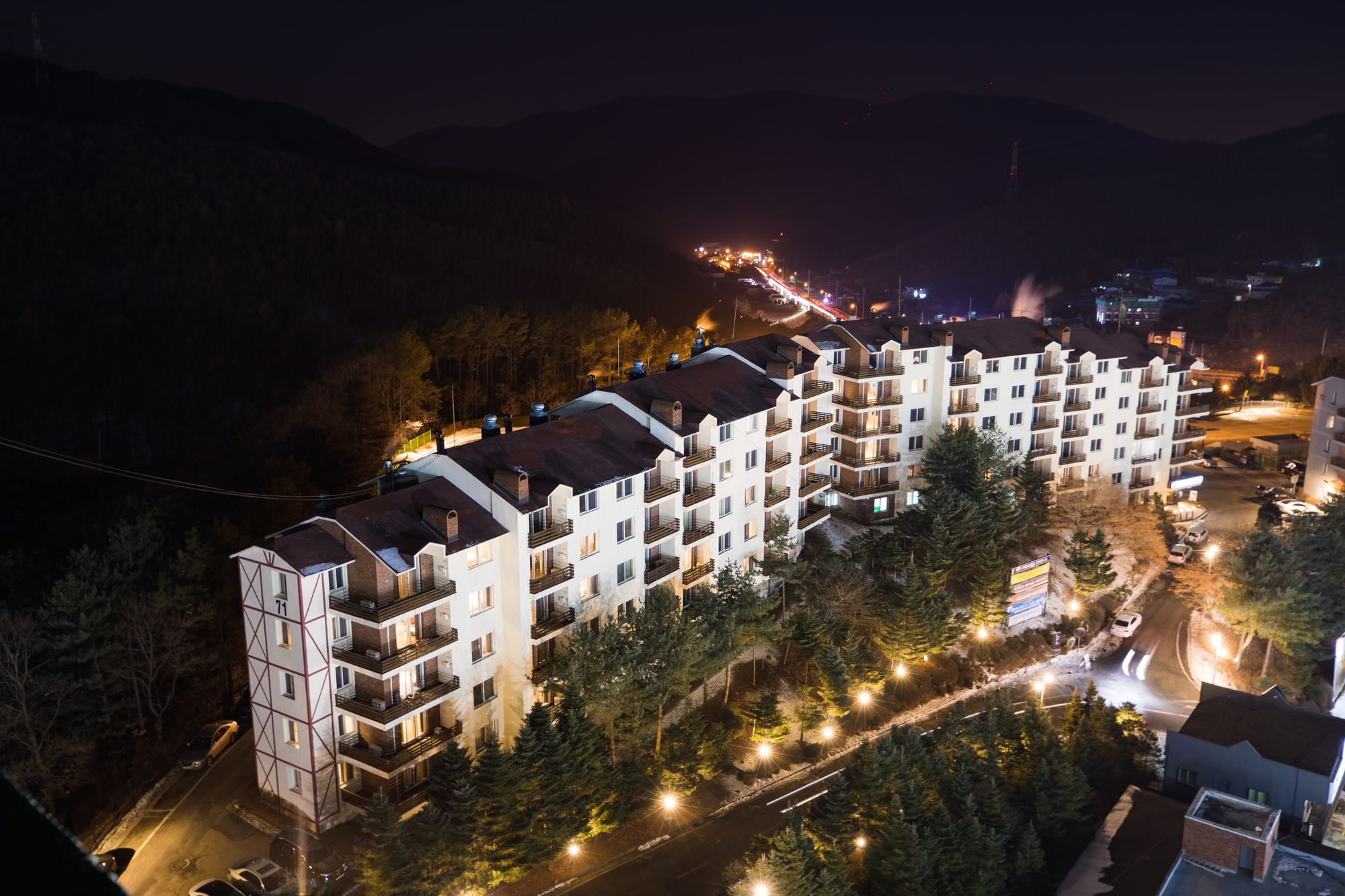 Bears Town Hotel Pocheon Exterior photo