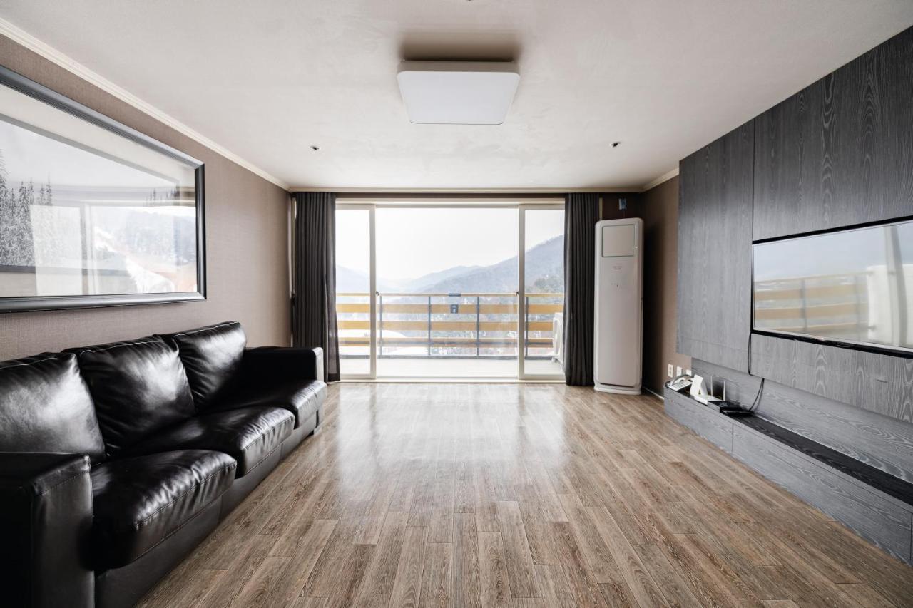 Bears Town Hotel Pocheon Exterior photo
